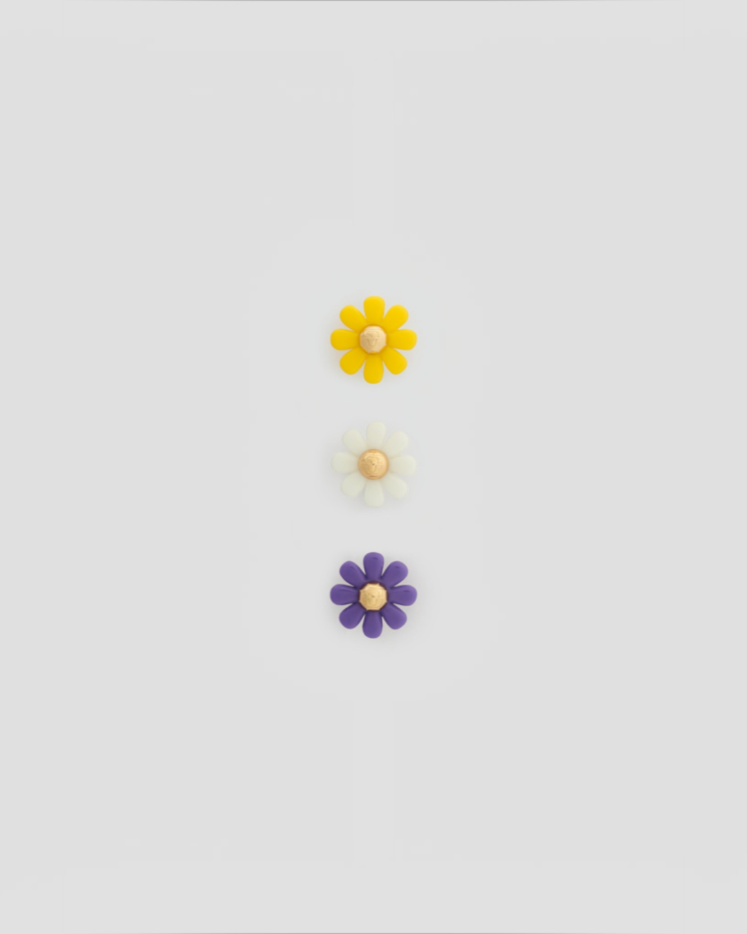 Merci x Gerard Darel - Daisy Pin - White Yellow & Purple