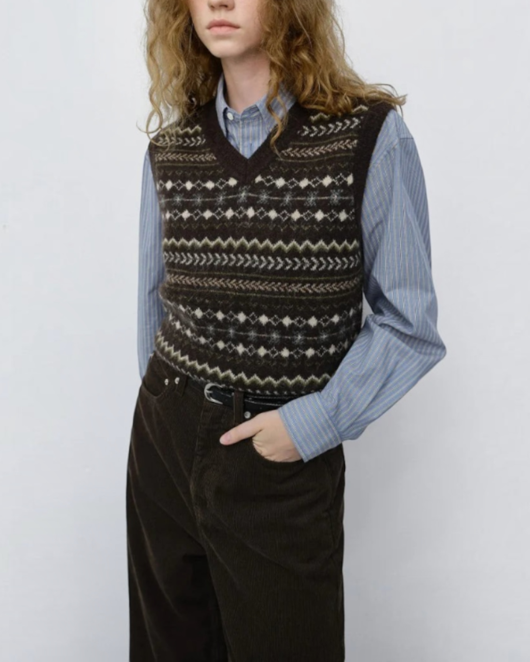 Dunst - V-Neck Vest - Brown
