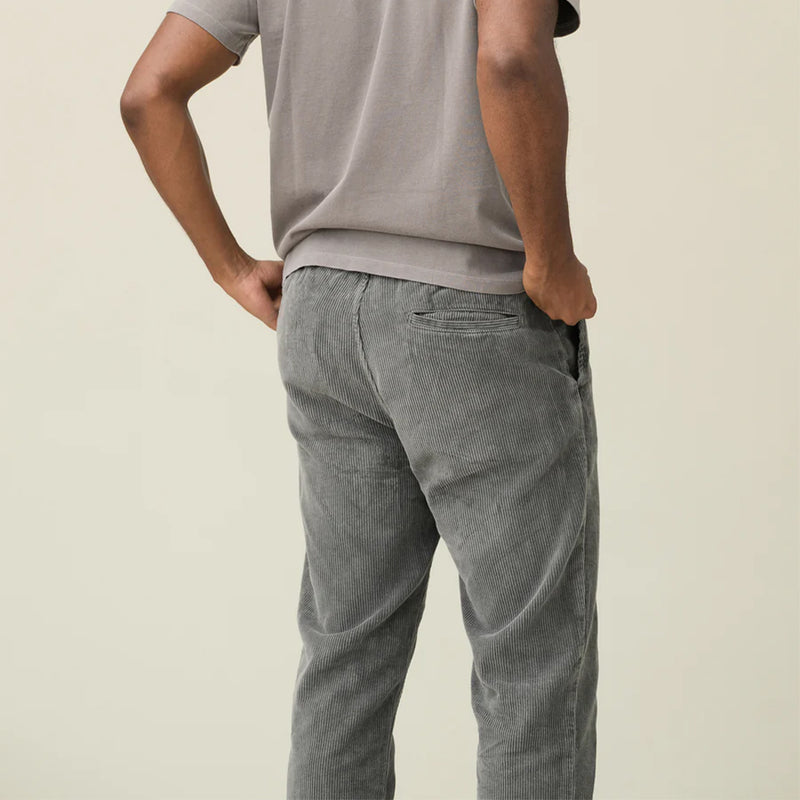 Save Khaki United - Chino en velours - Noir