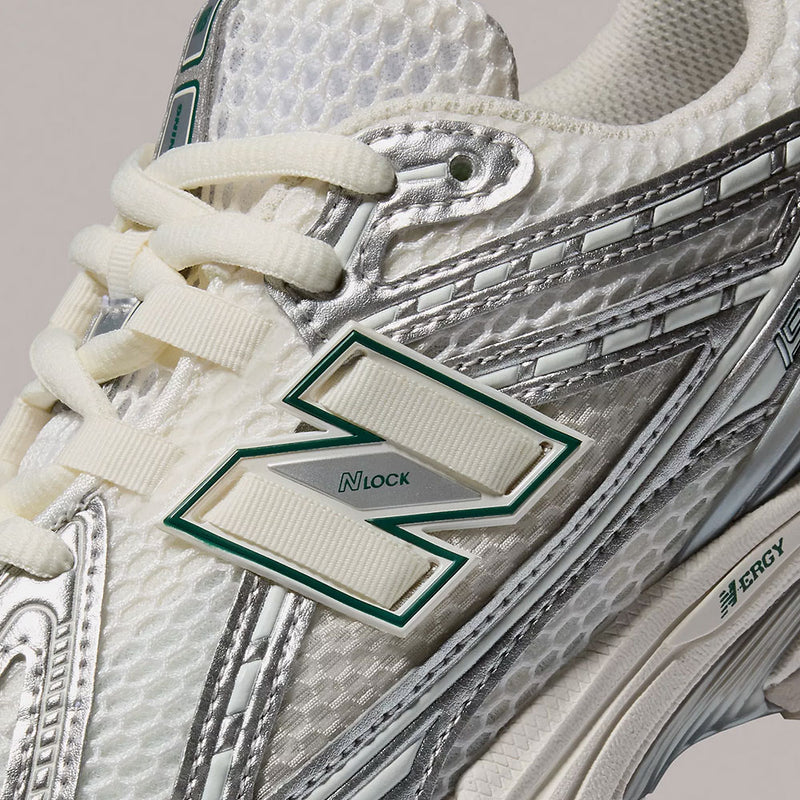 New Balance - M1906REE - Metallic Silver et Sea Salt