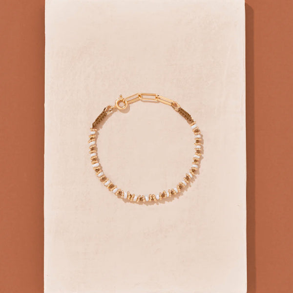 Tityaravy - Bracelet Kamala - Beige Perles d'eau douce