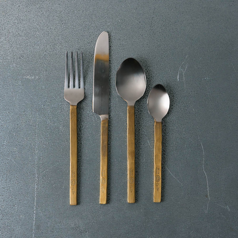 Couteau gravé - Puebco