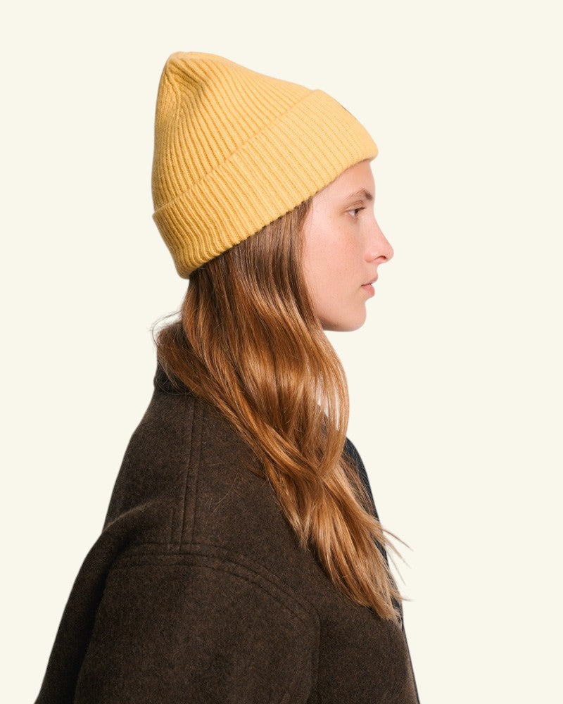 Au Vieux Campeur - Paid Holidays - Ben Hat - Yellow