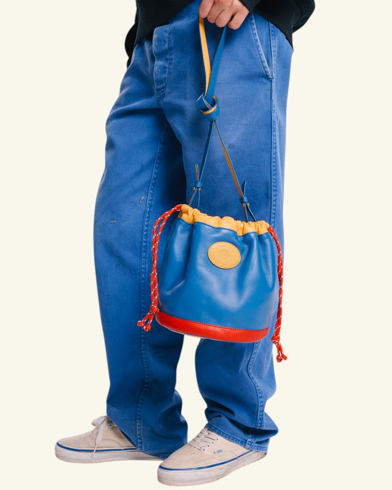 Au Vieux Campeur - Congés Payés - Sac Grimpeur - Bleu Jaune & Rouge