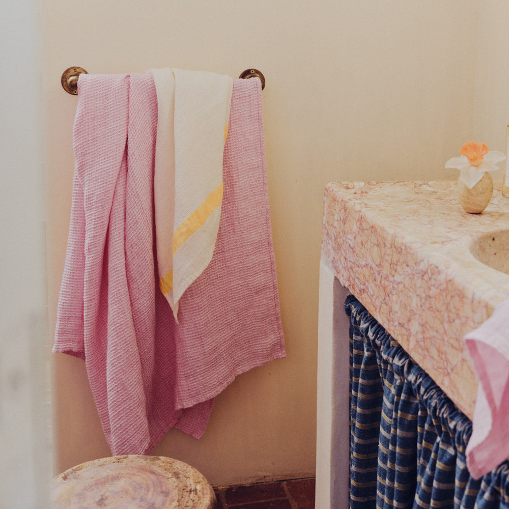 Bath Towel: Buy Bath Towels Online – Merci Paris