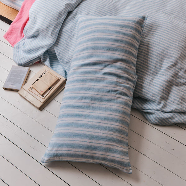 Coussin rectangle en lin lavé - Rayures Toile Bleu Primaire