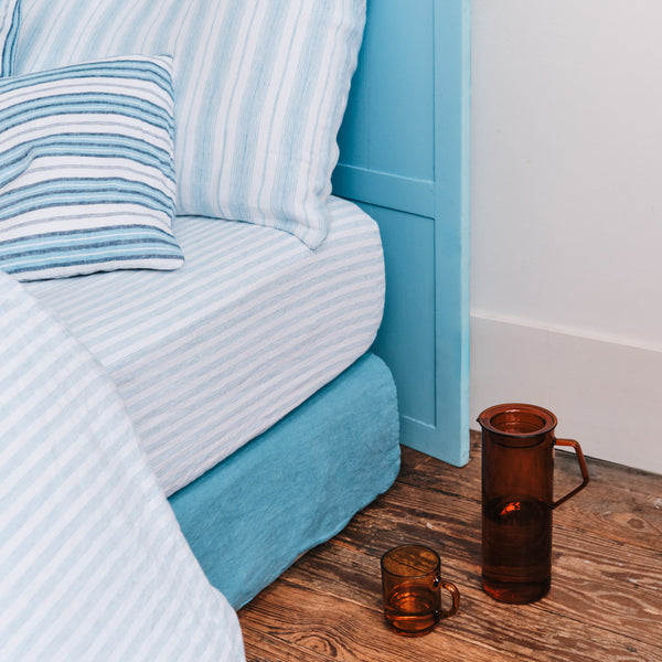 Drap-housse en lin lavé - Rayures Pinceau Bleu Primaire