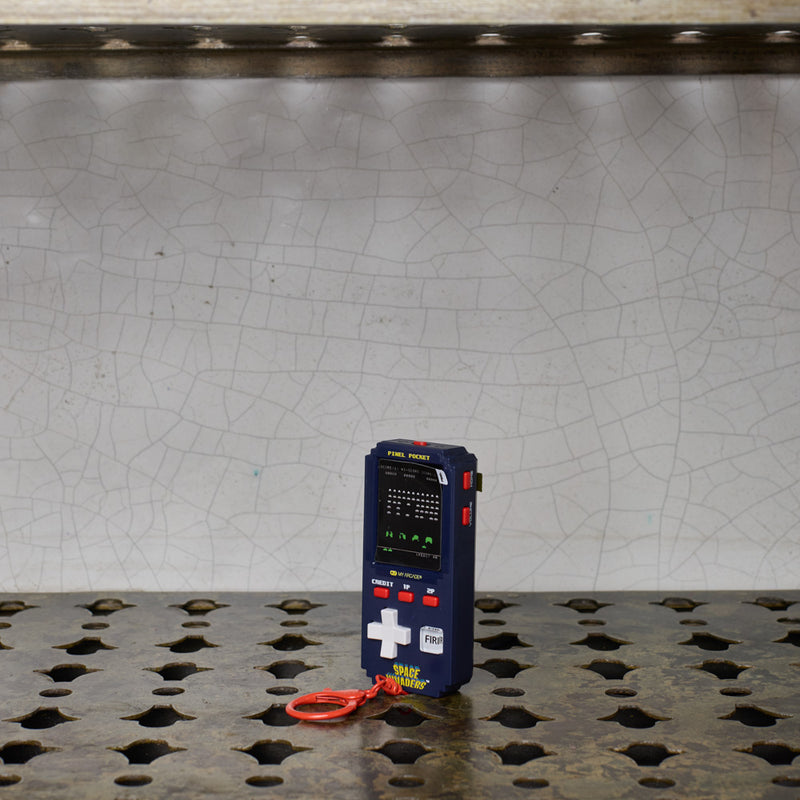 Console Space Invaders pixel pocket pro