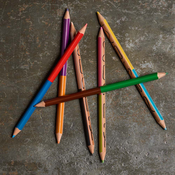 Crayons de couleurs bicolores