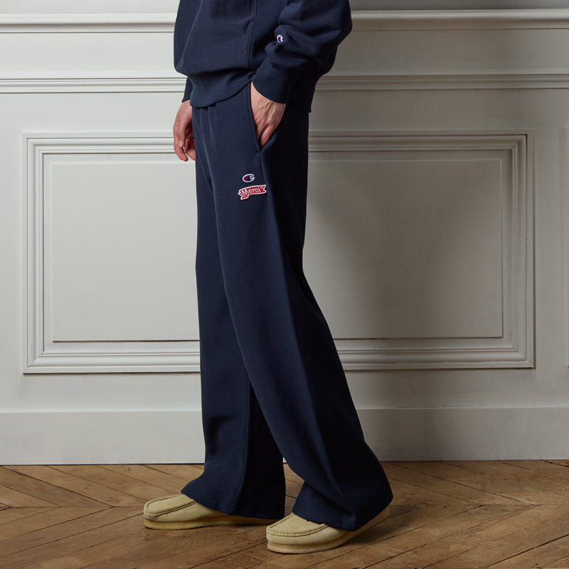 Merci x Champion - Jogging Straight Patch - Navy