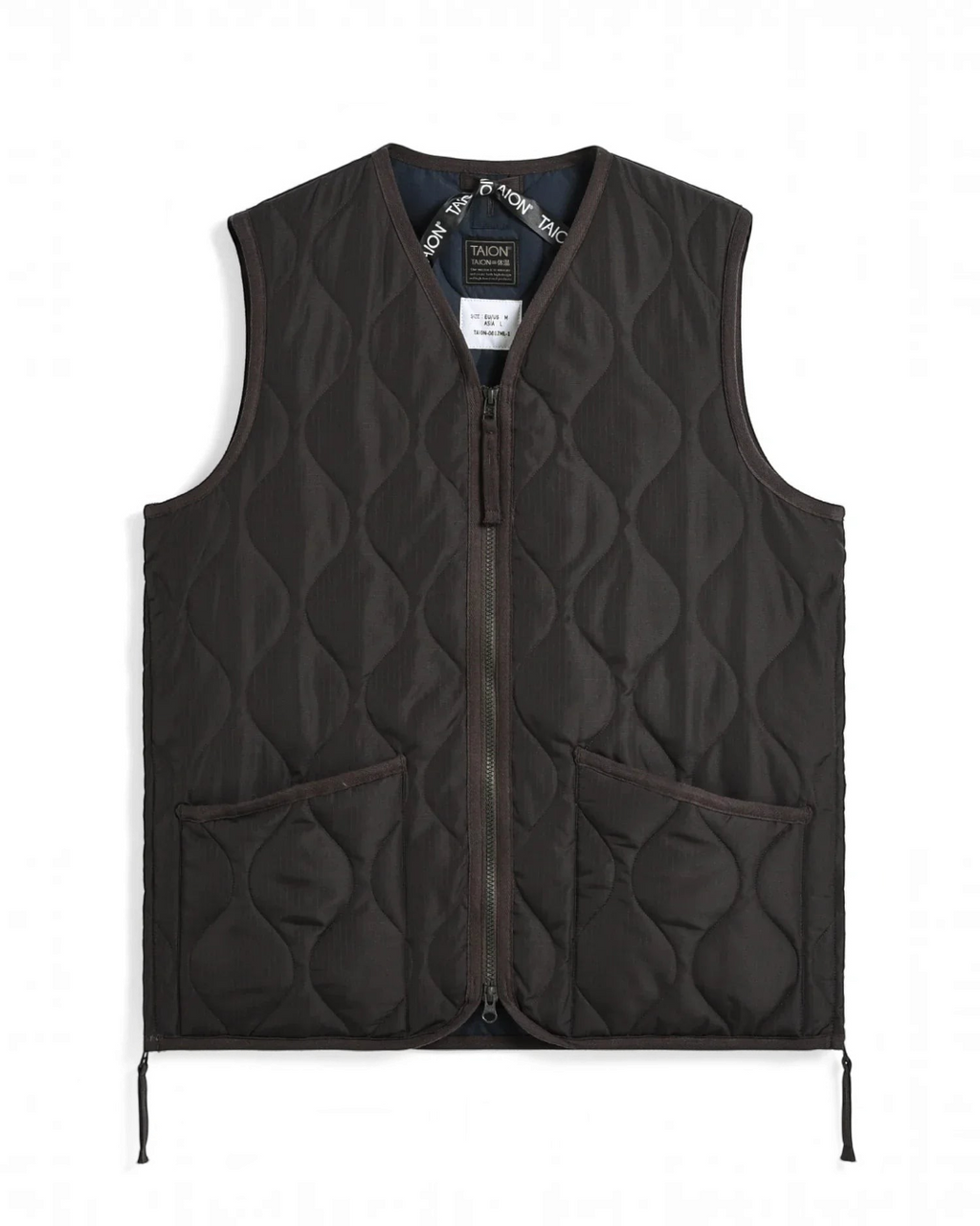 Gilet matelassé Merci Paris Taion marron chocolat en tissu ripstop avec col en V et fermeture zippée