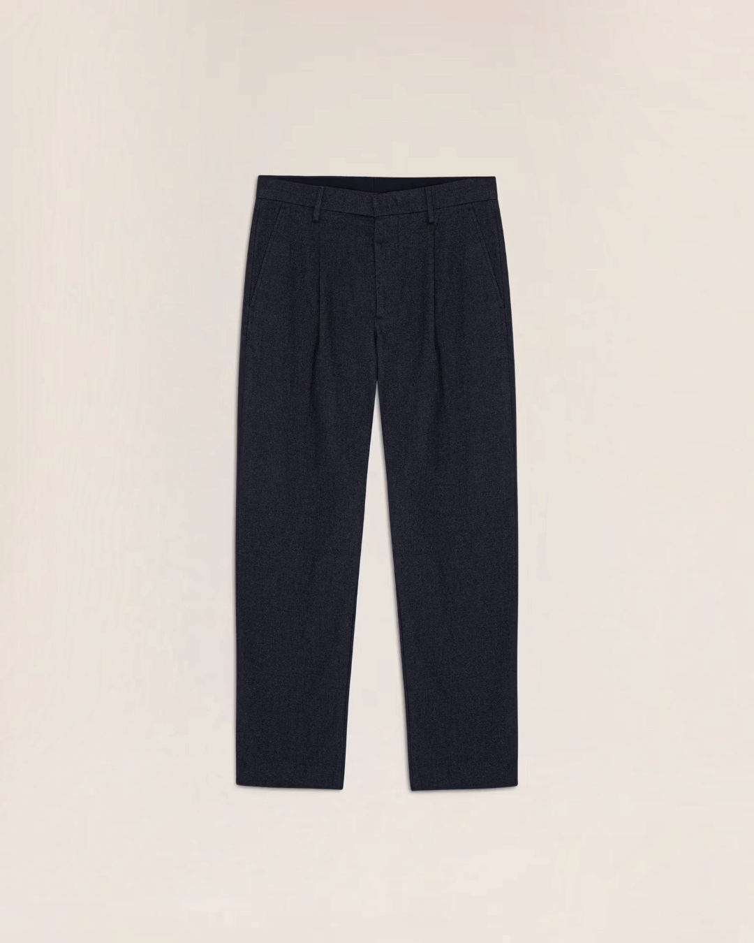 Pantalon Bill Merci Paris en sergé chiné bleu marine, coupe décontractée à jambes fuselées et taille mi-haute
