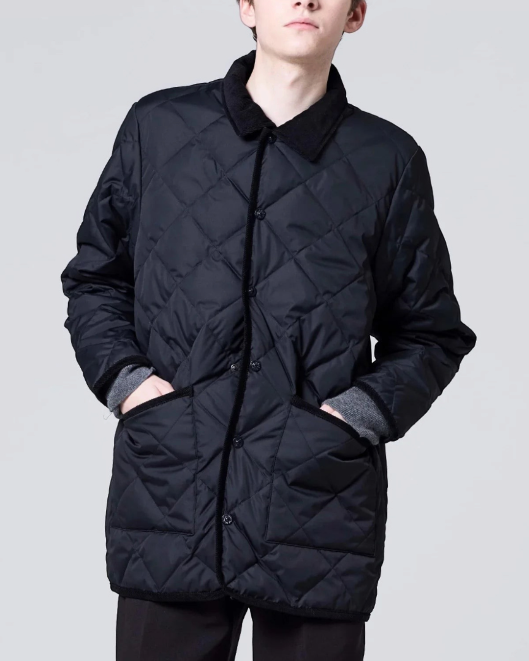 Taion - Quilted Piping Collar cardigan in polyester - Black