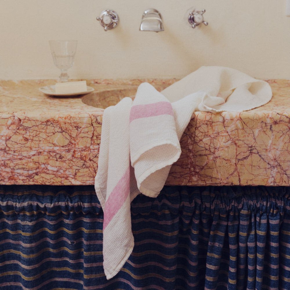 Bath Towel: Buy Bath Towels Online – Merci Paris