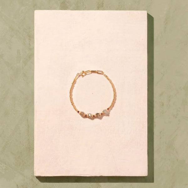 Tityaravy - Bracelet Sriphala Pépite - Grenat & Labradorite