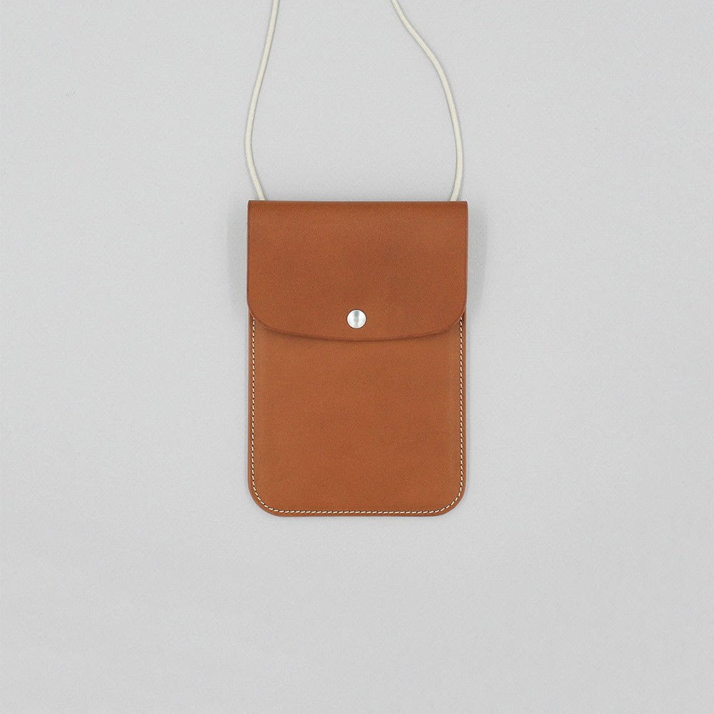 La Perruque Necklace pouch Gold