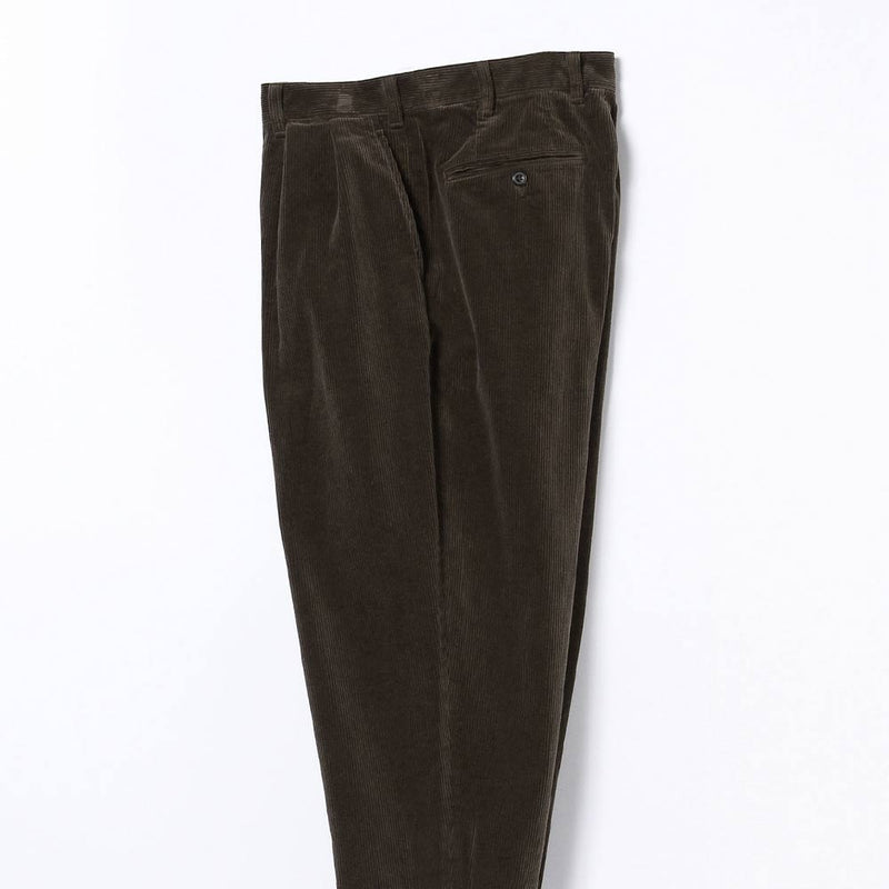 Beams Plus - Pantalon 2Pleats Corduroy - Marron