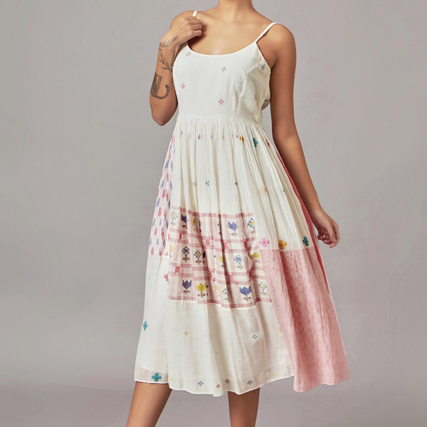 Aida by Priyanka Jain - Robe  Meadow Whisper - Blanc