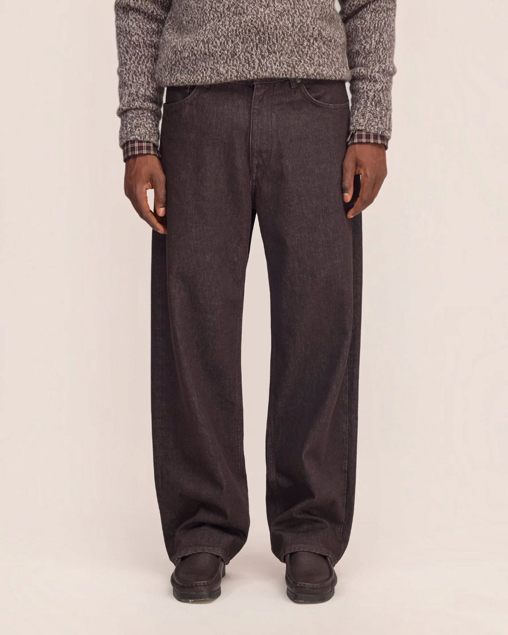 Jean Merci Paris NN.07 Ross coupe droite en denim de coton biologique marron foncé avec détails métalliques