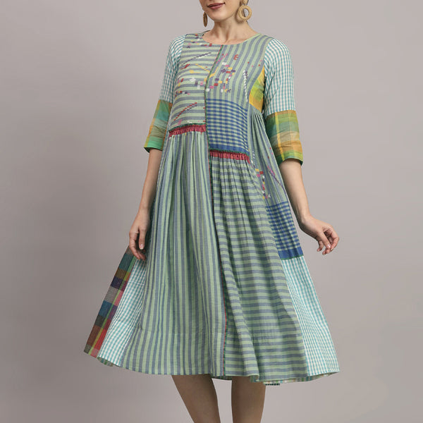 Aida by Priyanka Jain - Robe Mystic Mosaic - Multi