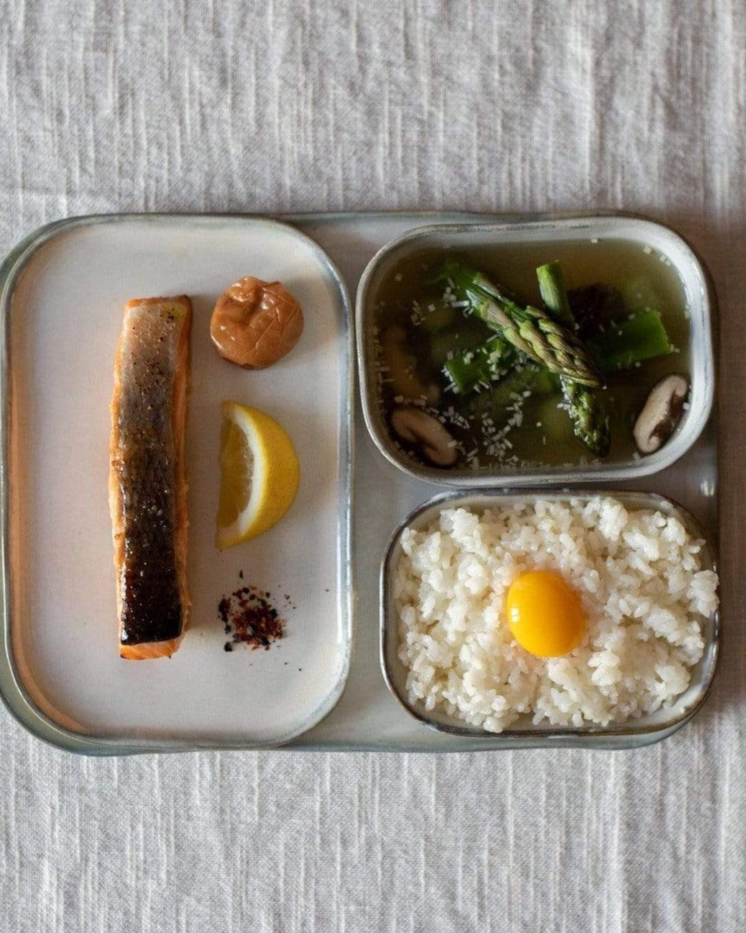 Merci x Serax - Assiette Plate En Grès N°4 - Mastic