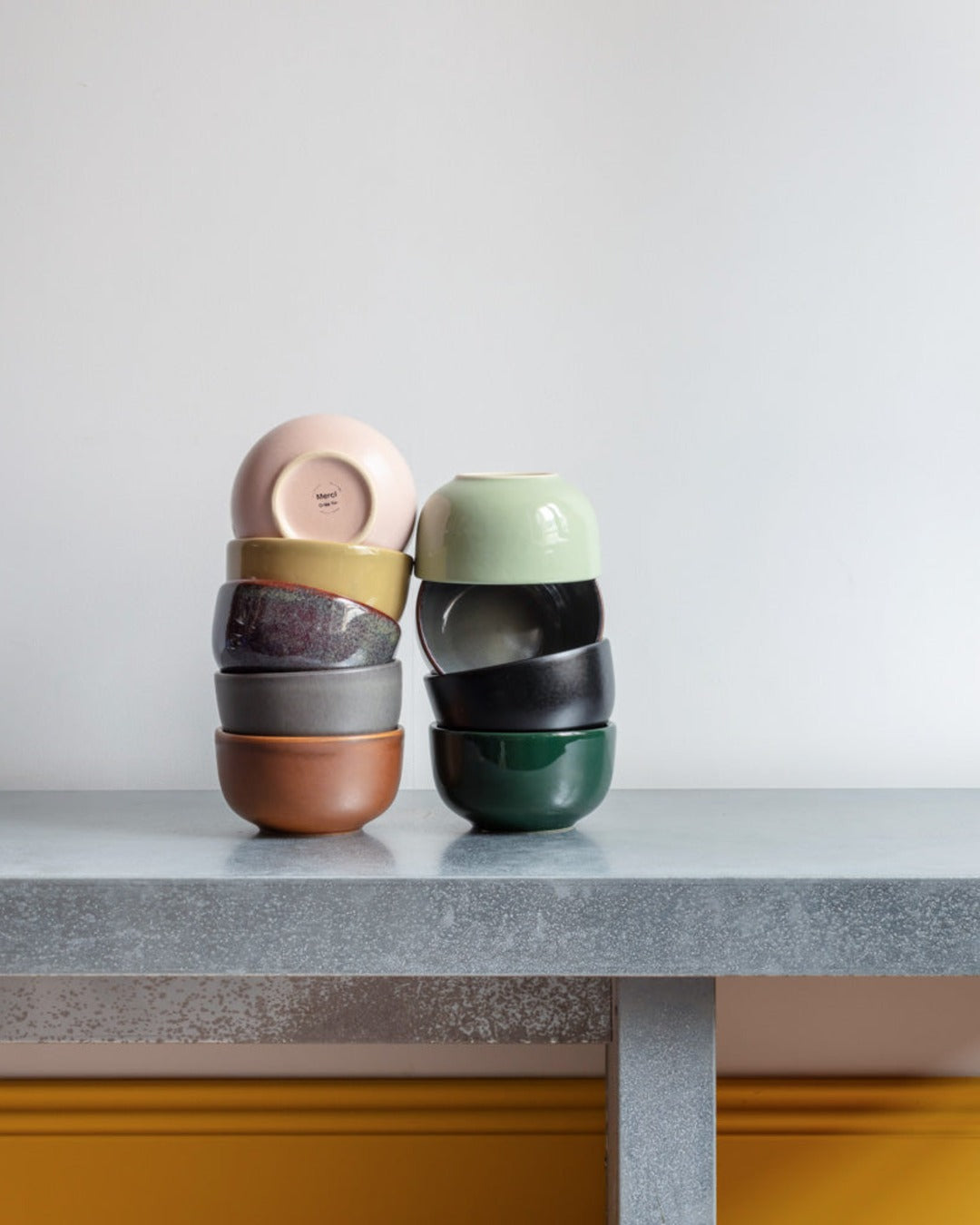 Merci - Fine stoneware bowl - Liquorice