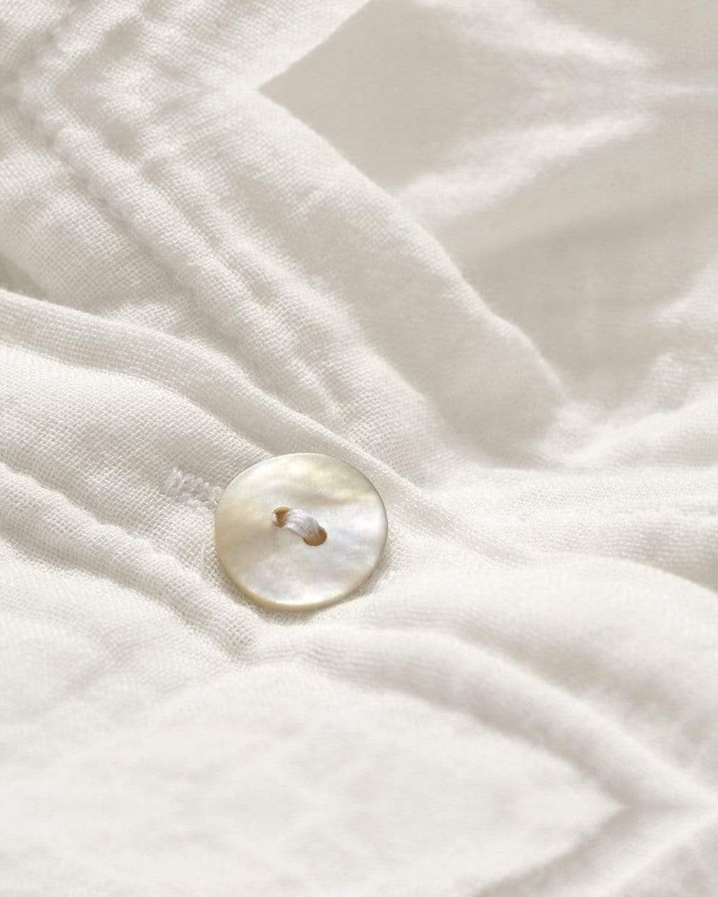 Parure en gaze de coton Blanc de Meudon — détail et mise en scène