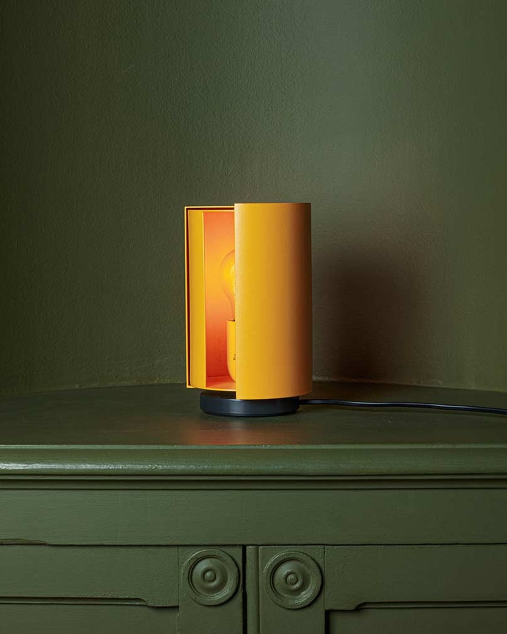 Nemo Lighting - Lampe À Poser Pivotante - Jaune