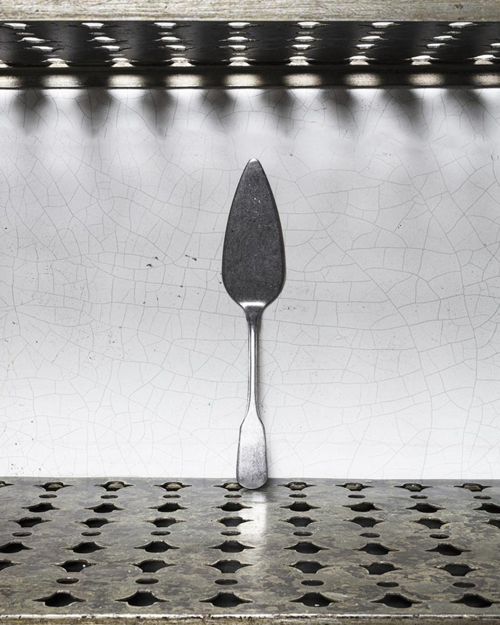 Kn Industrie - Bricklane vintage tart server