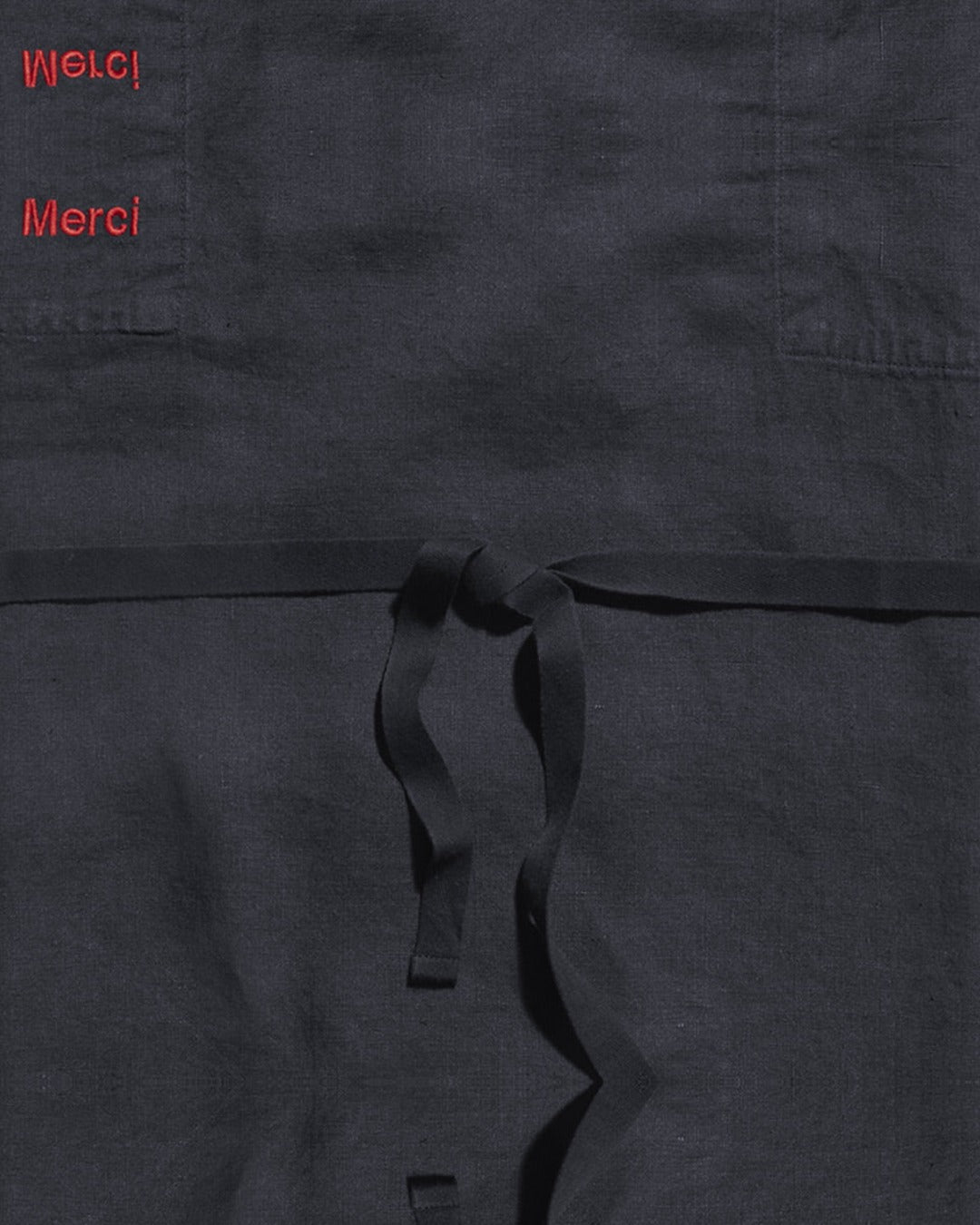 Merci - Washed linen apron - Ink Blue