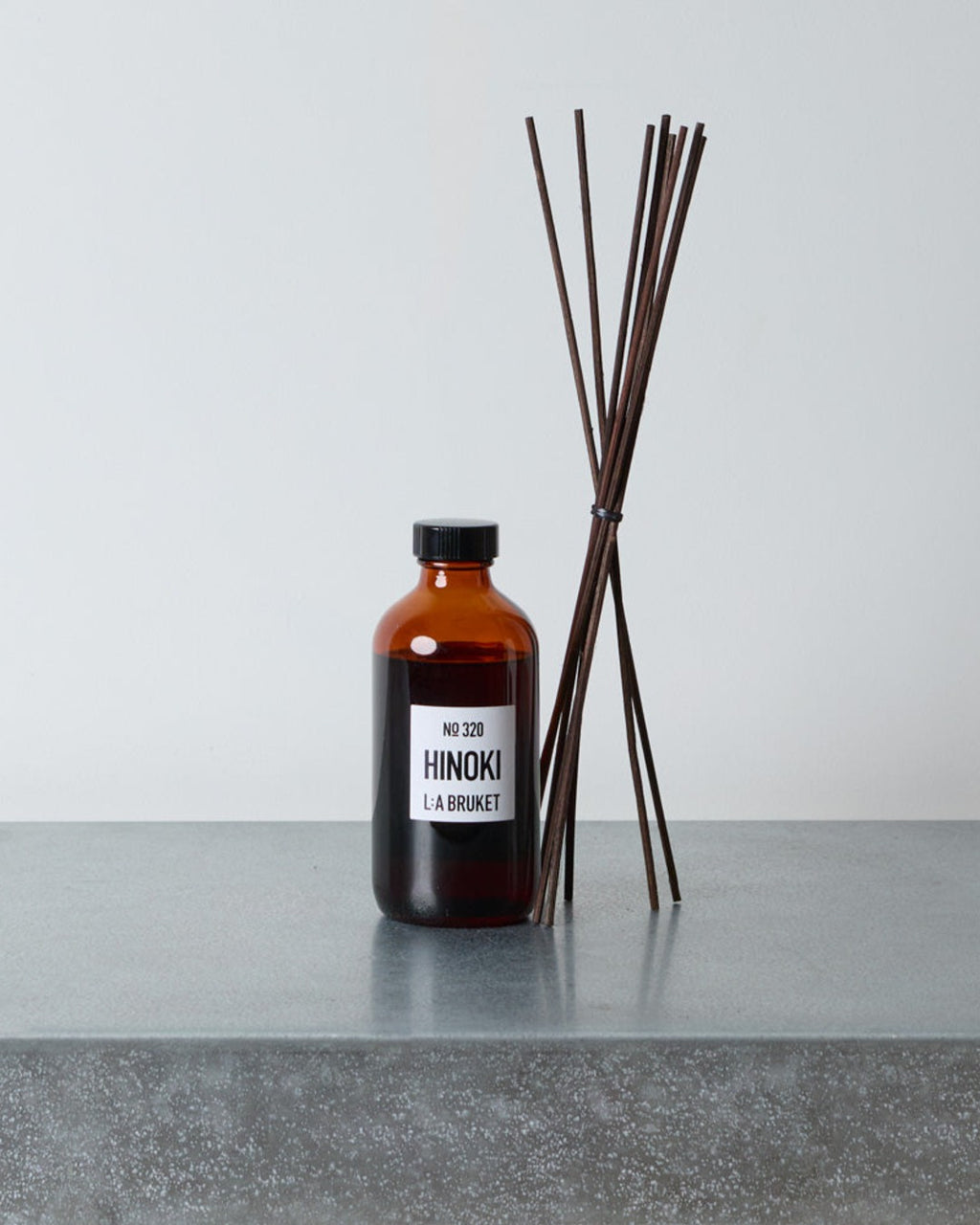L:A Bruket - Diffuseur À Bâtonnets N°320 Hinoki