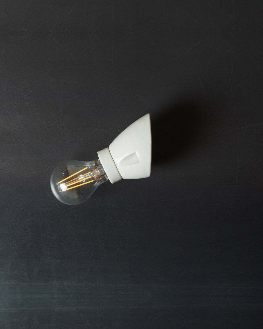 Manufactum - Porcelain wall lamp oblique base
