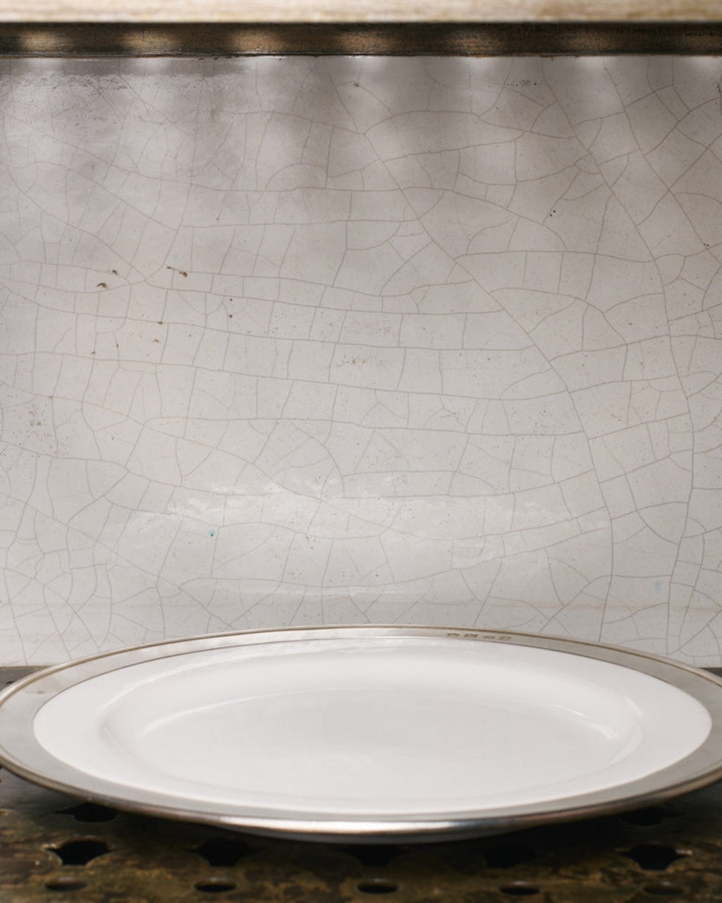 Cosi Tabellini - Ceramic and pewter dessert plate