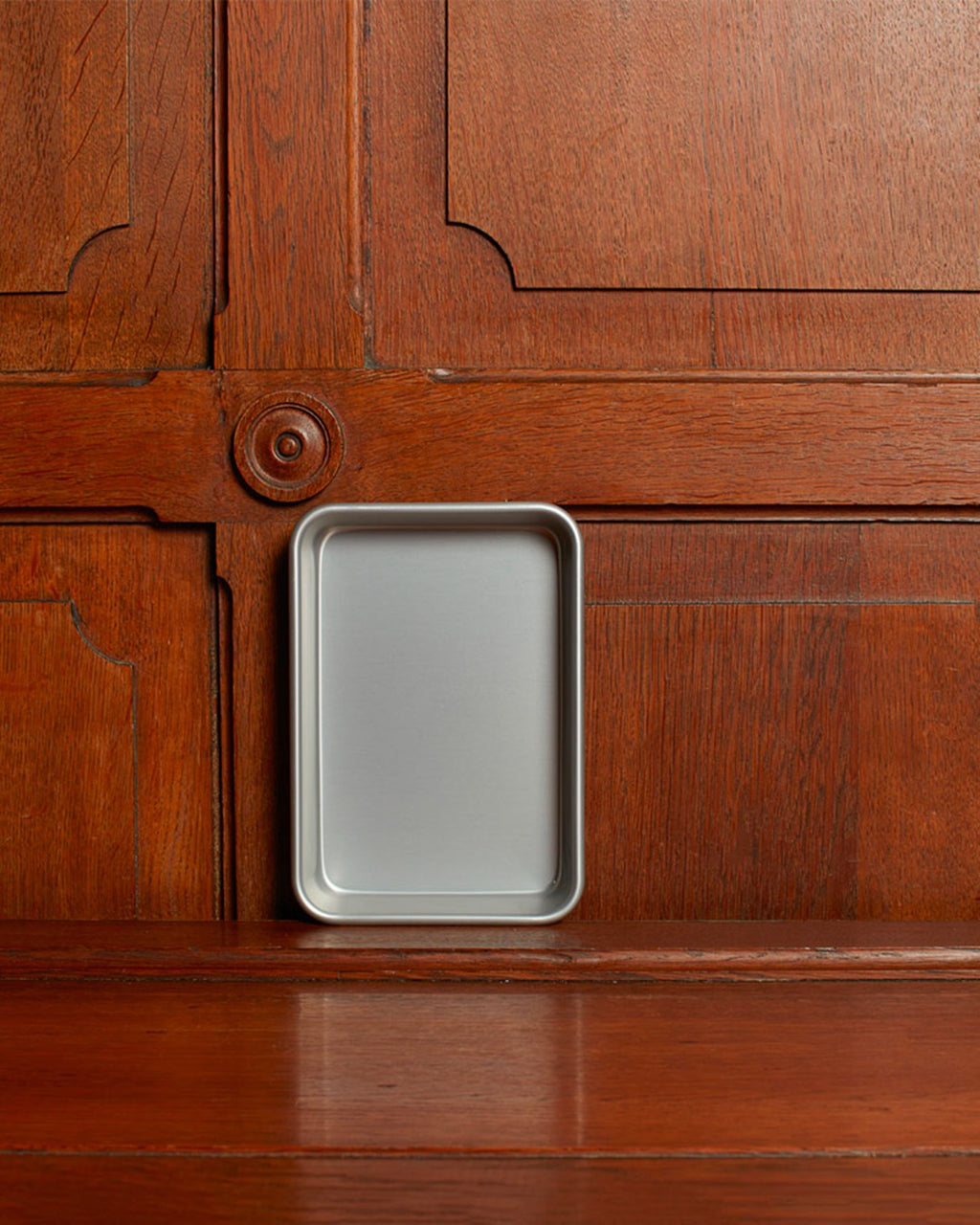 Akao - Aluminium tray