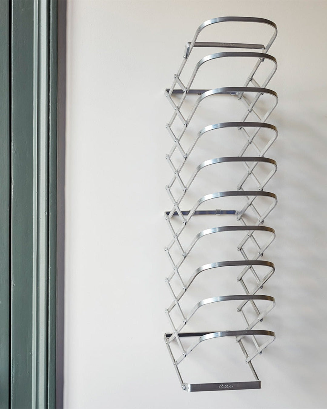 Radius Design - Porte-Revue Zig Zag 10 Compartiments