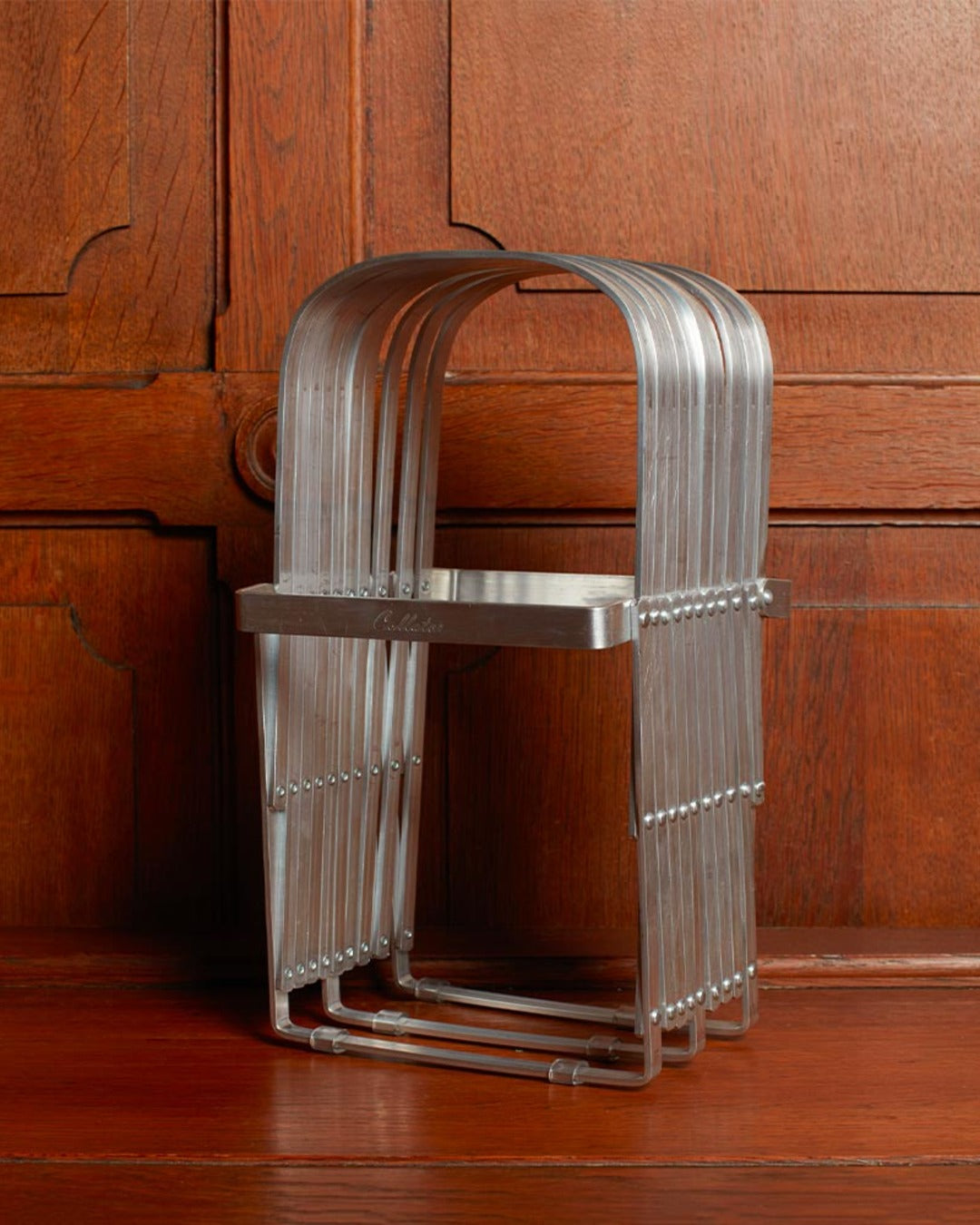Radius Design - Porte-Revue Zig Zag 10 Compartiments