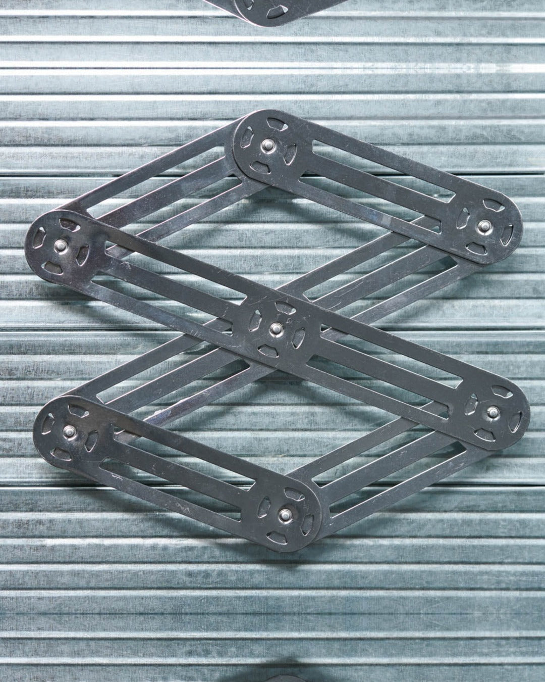 Chevalier - Expandable trivet