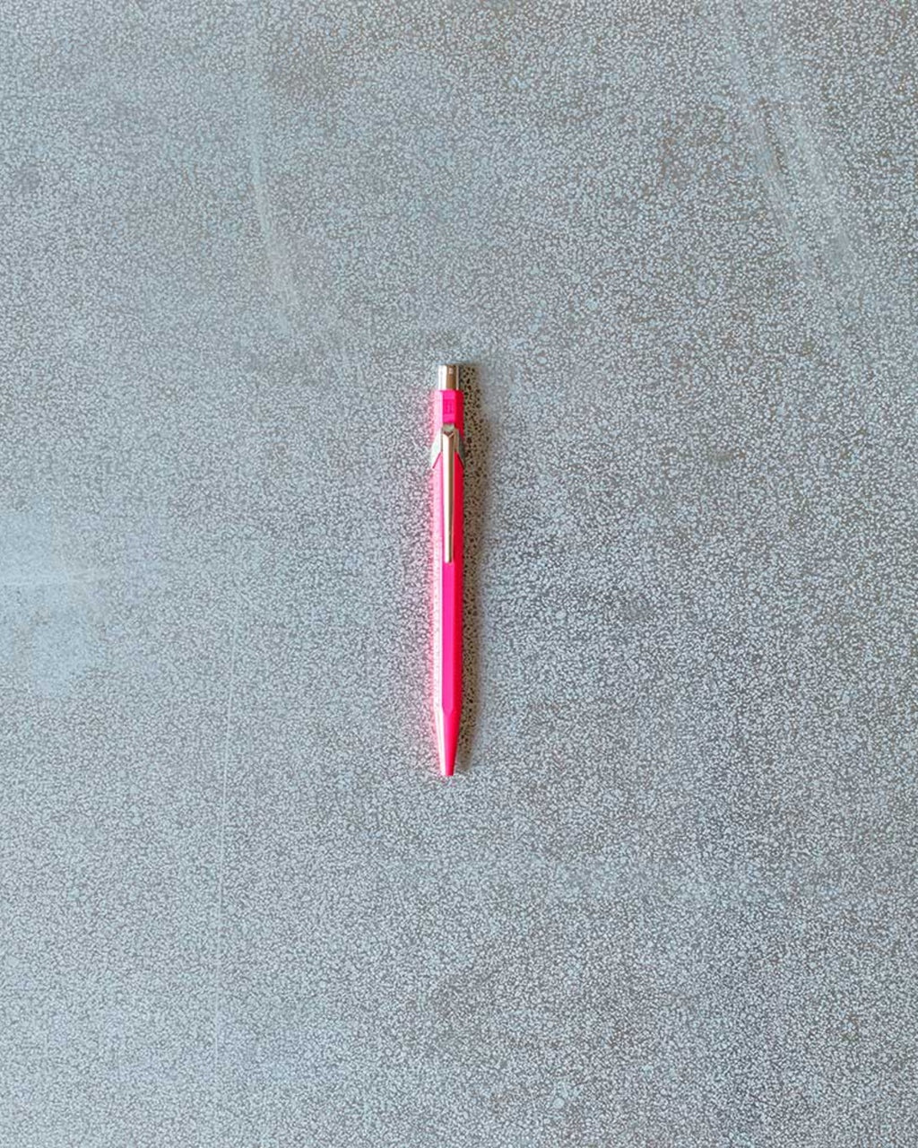 Caran D Ache - Mechanical pencil - Neon Purple
