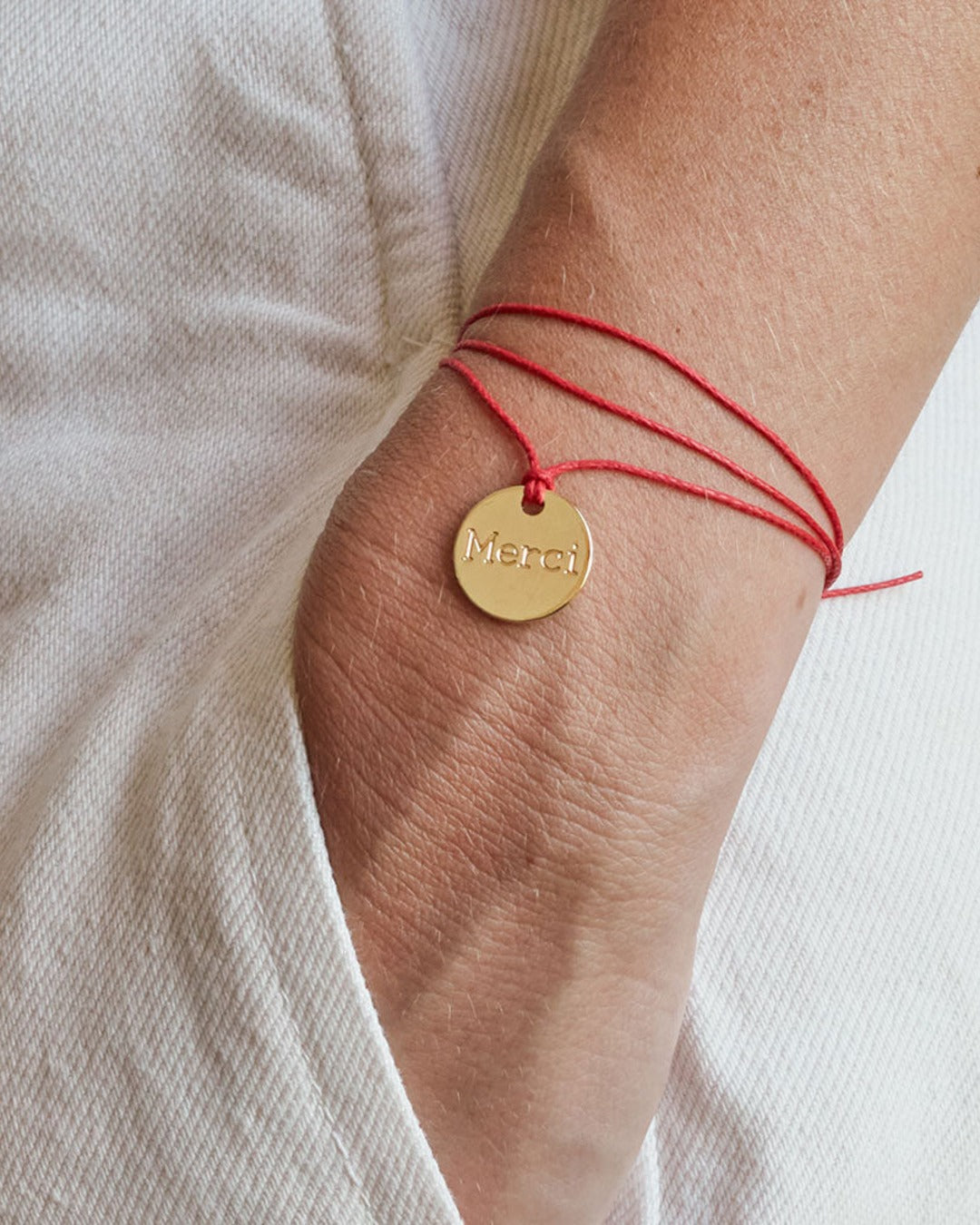 Merci - Medal bracelet - Red