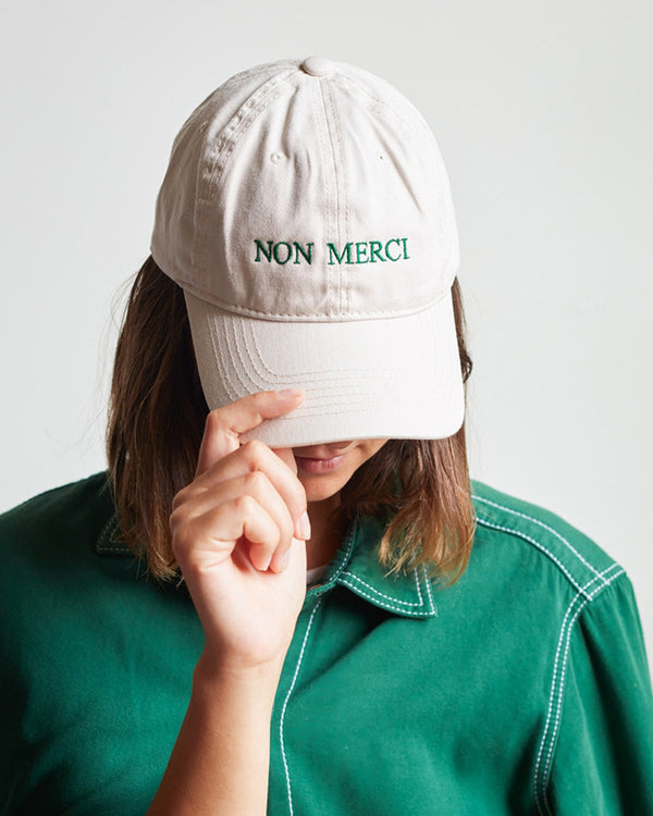 Caps Non Merci – Merci Paris