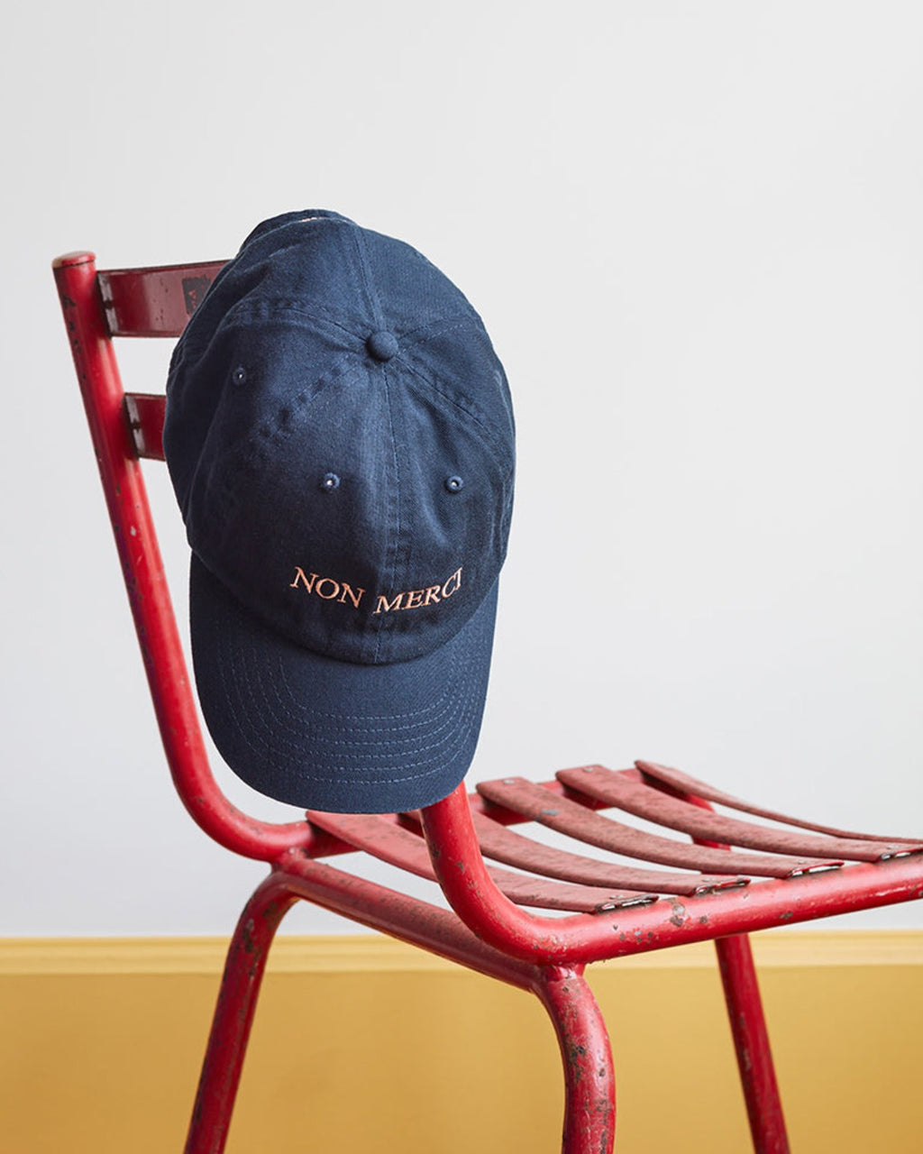 Merci - embroidered cap Non - Navy Blue