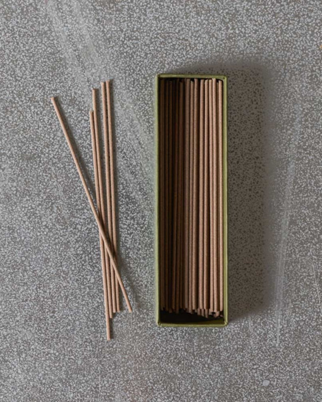 Thelma Paris - Contemplation Incense