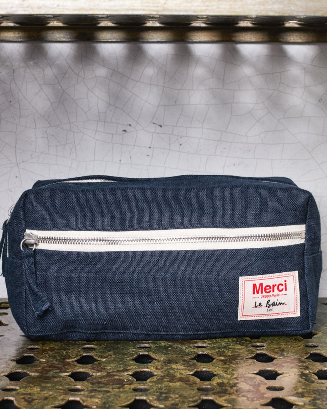 Merci - Washed linen toiletry bag - Ink Blue