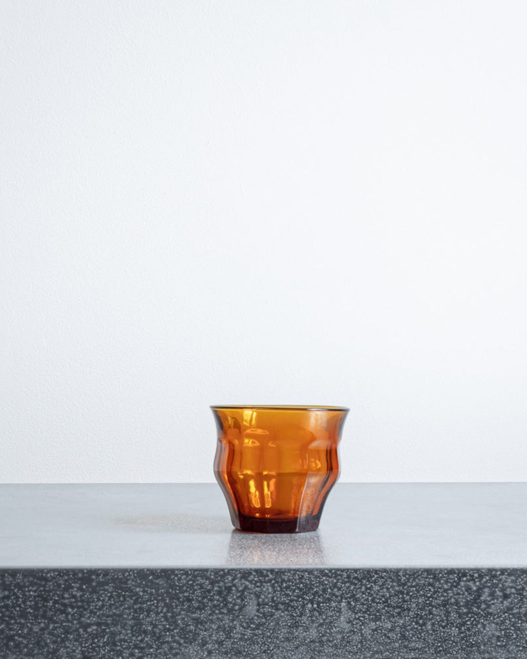 Ensemble London - Tipsy glass - Amber
