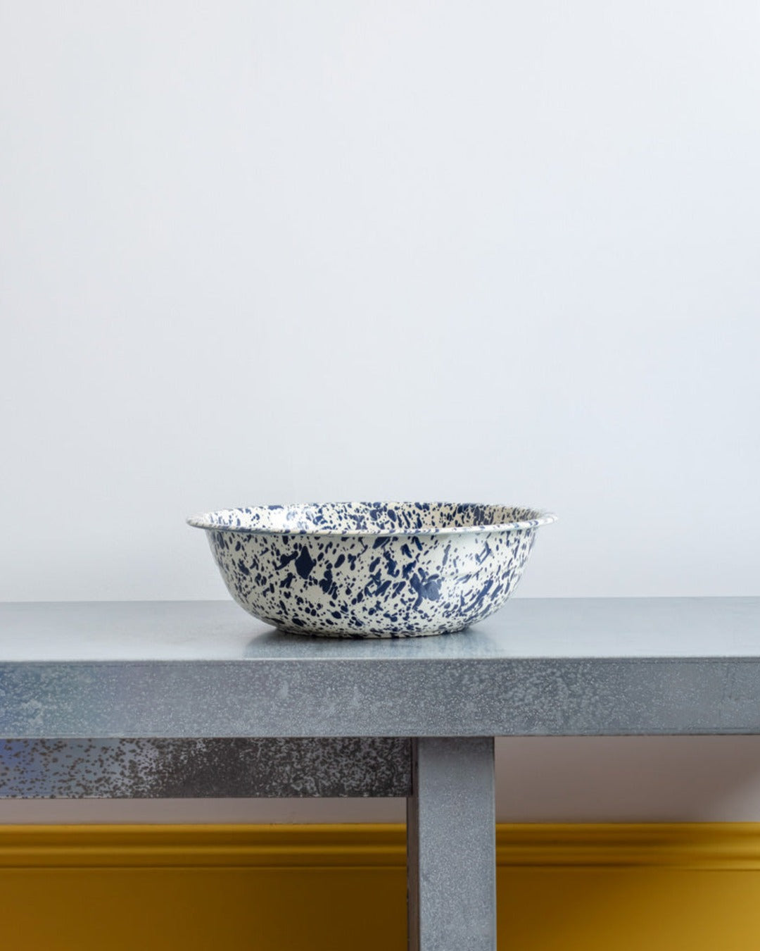 Crow Canyon Home - Enamel salad bowl - Blue Splashes