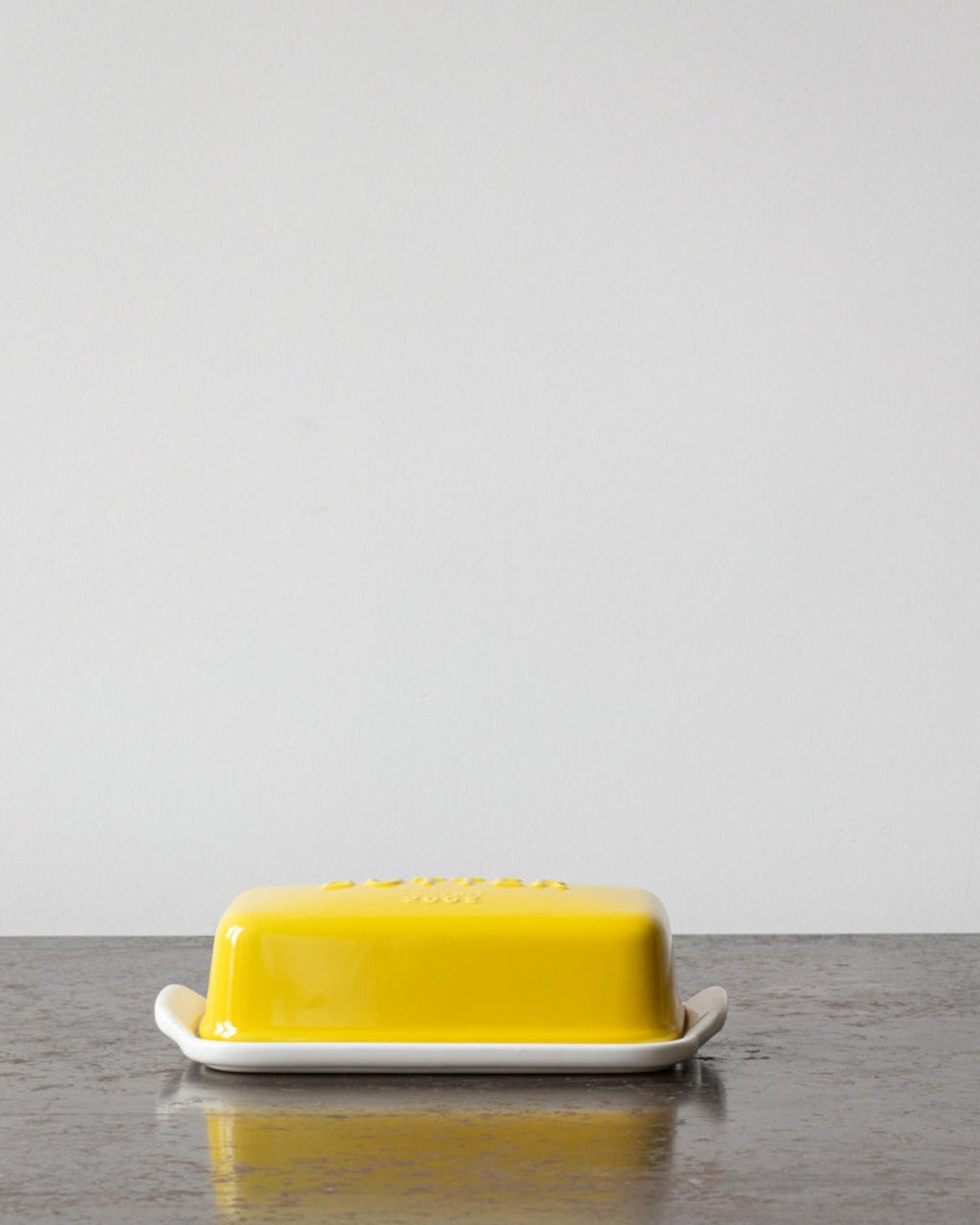 Studio M - Round butter dish - Yellow