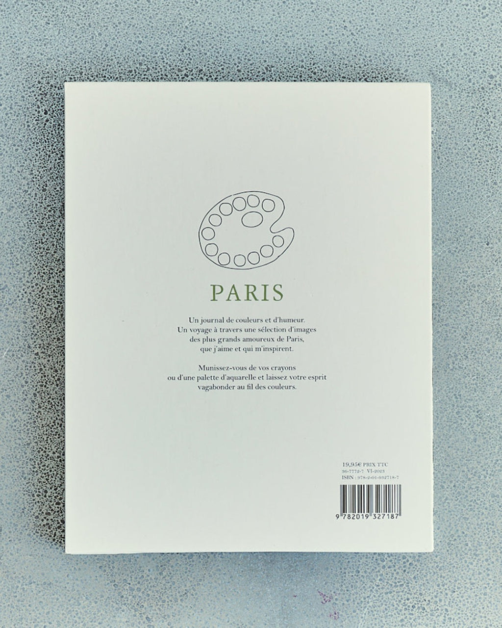 Hachette Editions - Book - Paris by Zoé de las Cases