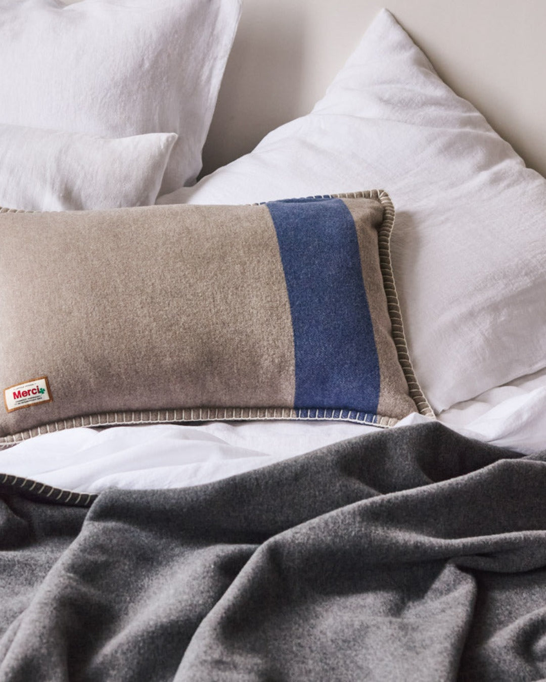 Merci - cushion - Beige