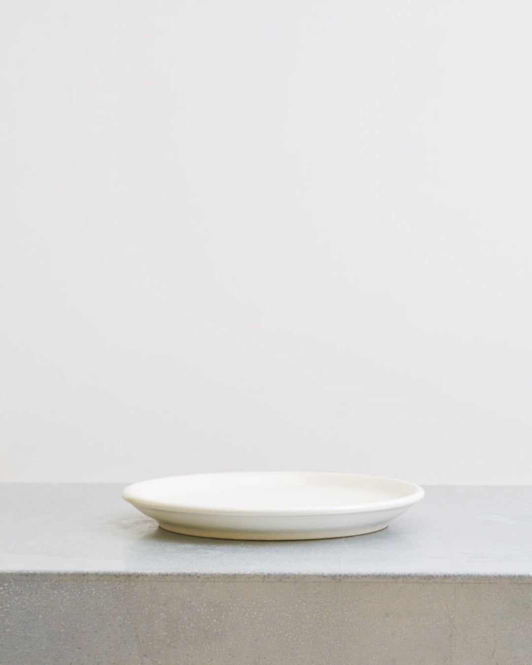 Merci - Assiette Plate En Grès - Blanc