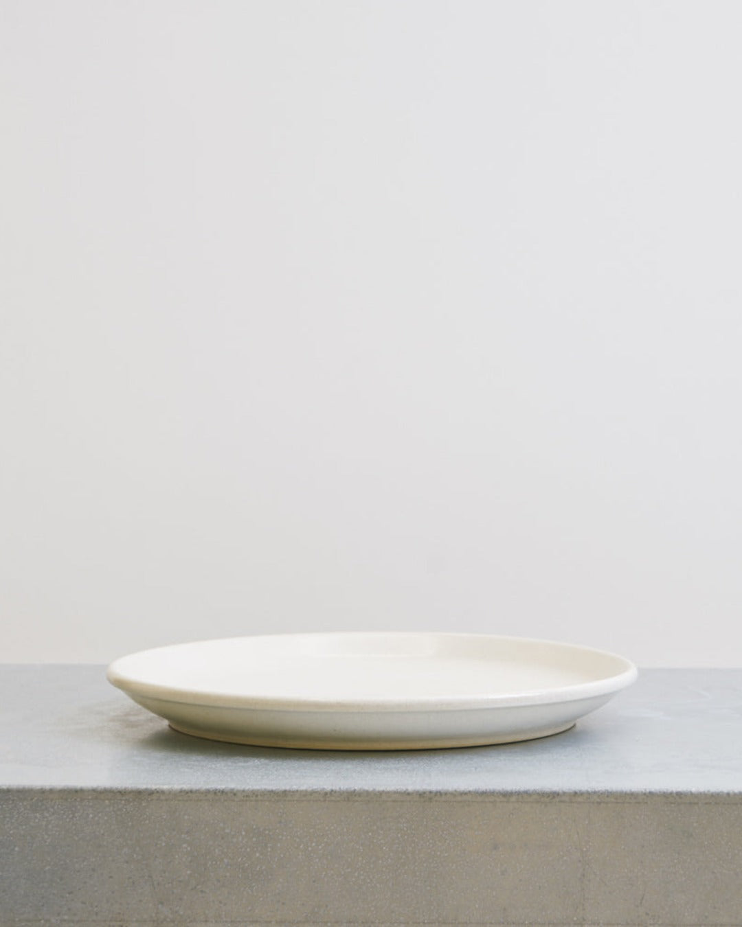 Merci - Assiette Plate En Grès - Blanc
